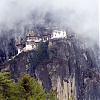 Paro-Taktsang w chmurach. Fot. Marek Kalmus